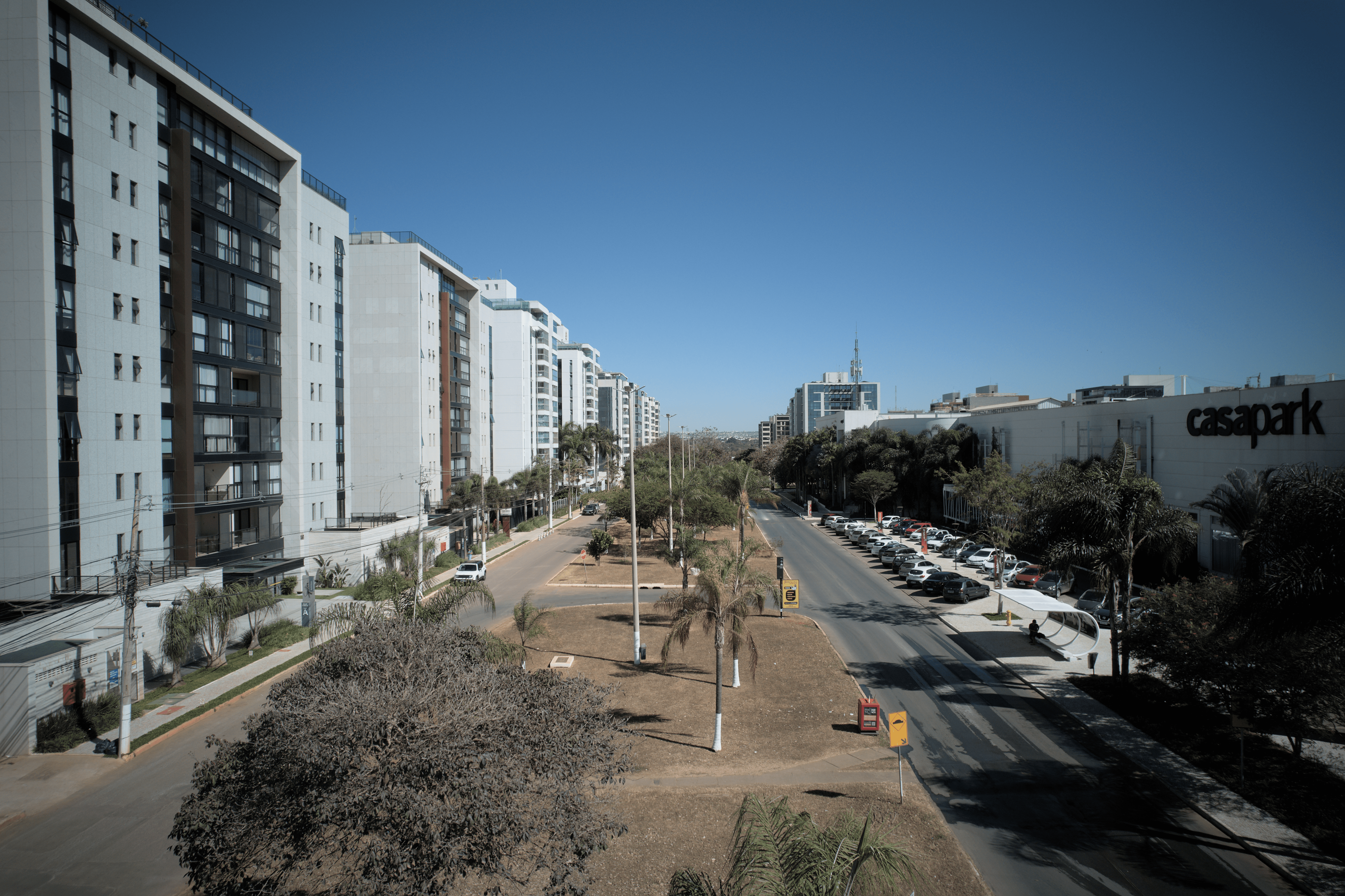 Avenida no Park Sul.